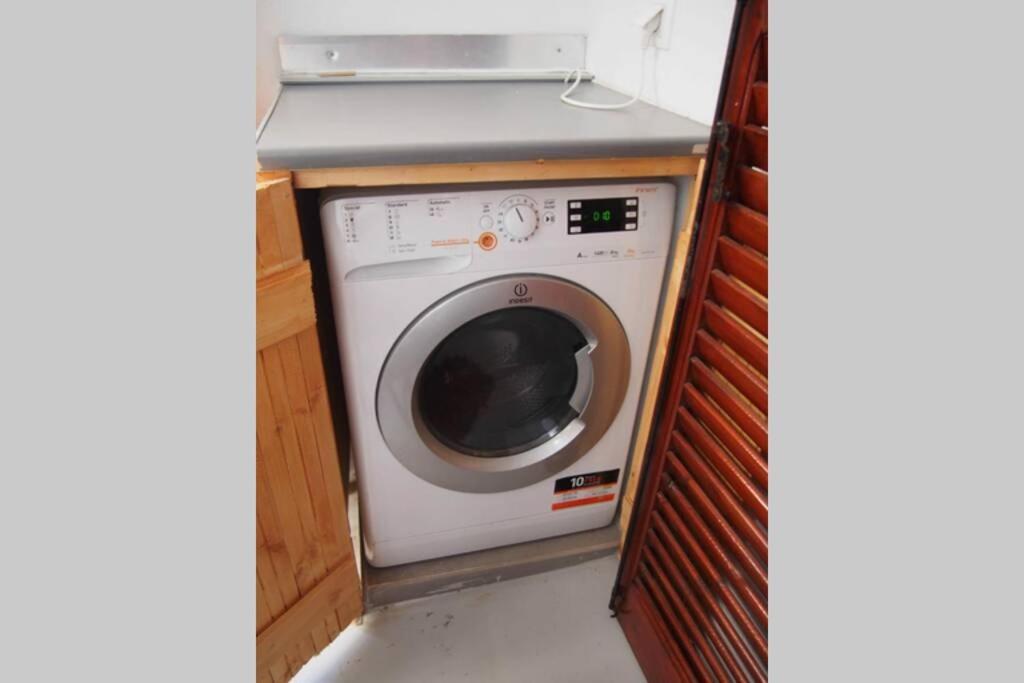 Retro Boutique Apt W Balcony In Historical Area Apartment Thessaloníki Ngoại thất bức ảnh